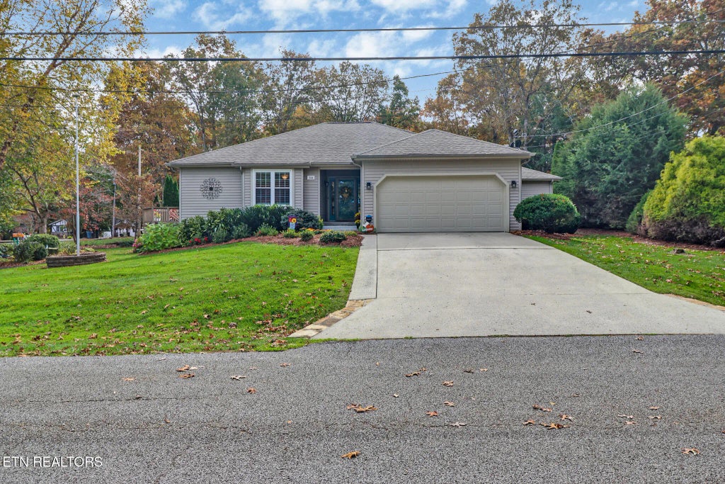 150 Dovenshire Drive, Crossville