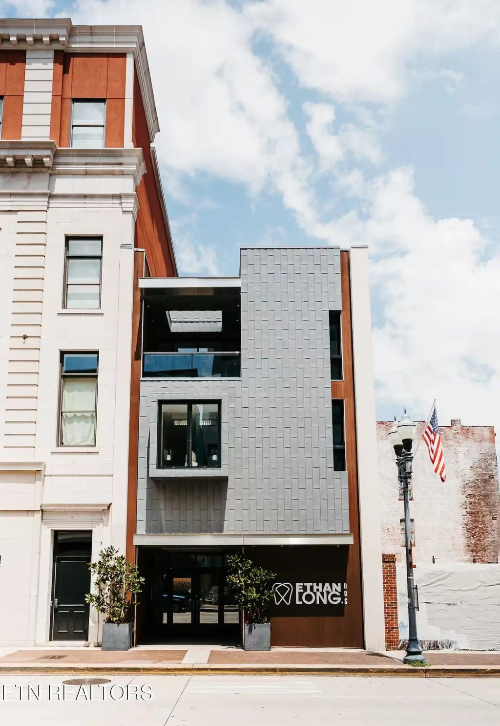 304 S Gay St, Knoxville