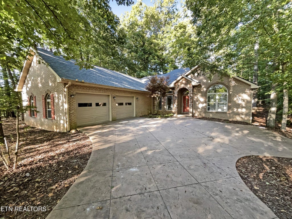 324 Golanvyi Tr, Vonore