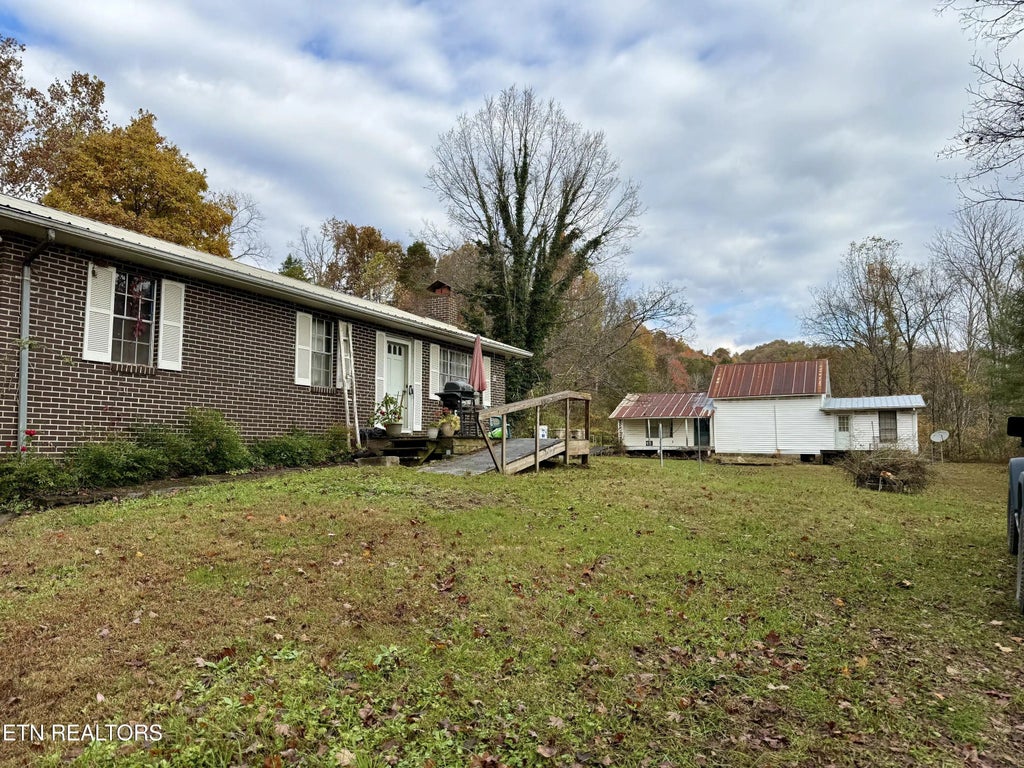 186 Drinnon Lane Lane, Sneedville