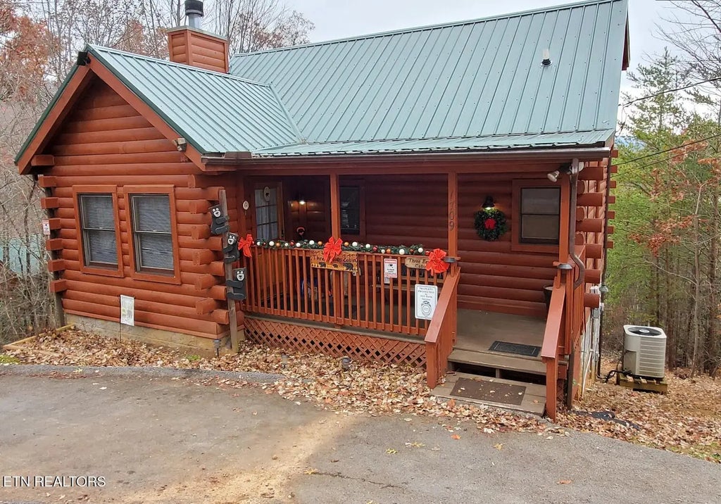 1709 Parkway View Court, Sevierville