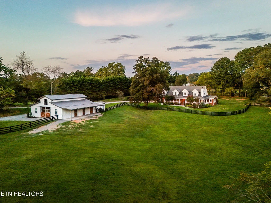 1834 Turkey Pen Lane, Lenoir City