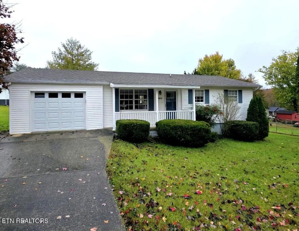 184 Town Loop, Crossville