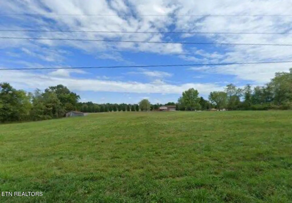 66 Rogers Rd, Crossville