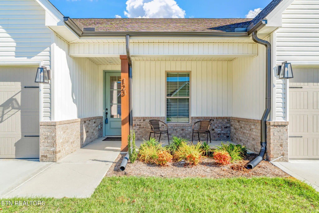 123 Elise Way, Lenoir City