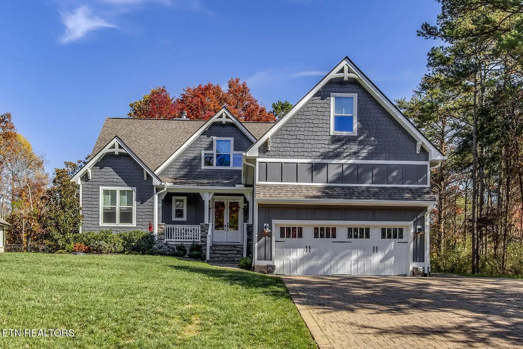 206 Atoka Place, Loudon