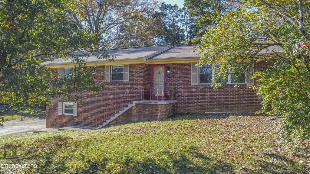 209 Engert Rd, Knoxville