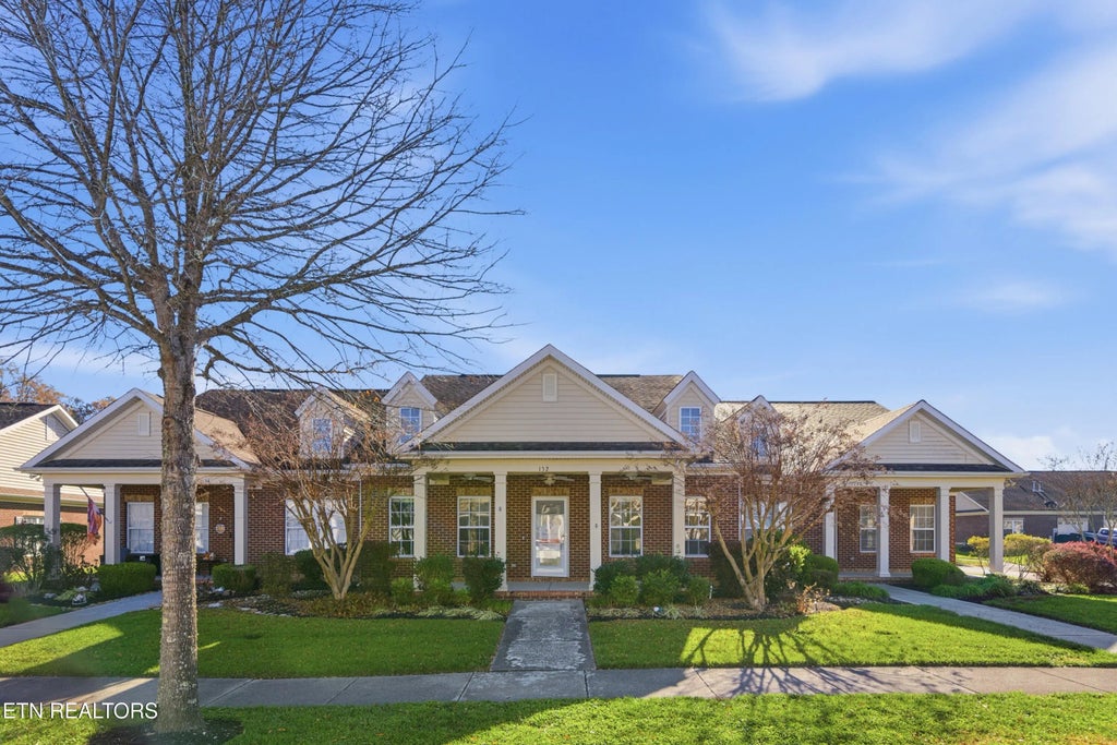 132 Hardinberry St, Oak Ridge