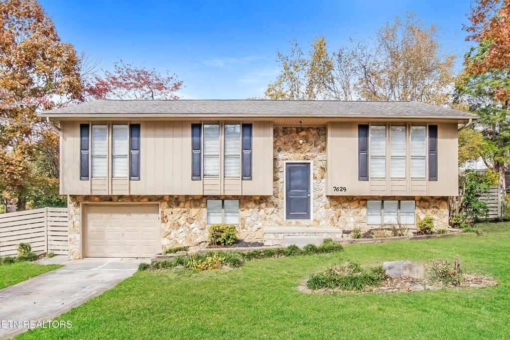 7629 Hawthorne Drive, Knoxville