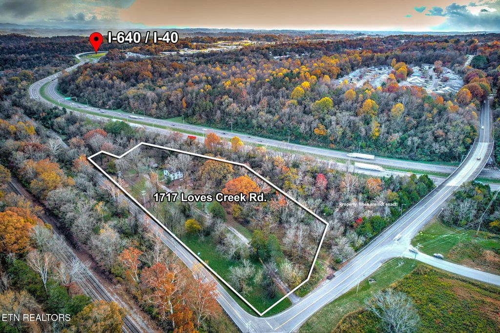 1717 Loves Creek Rd, Knoxville