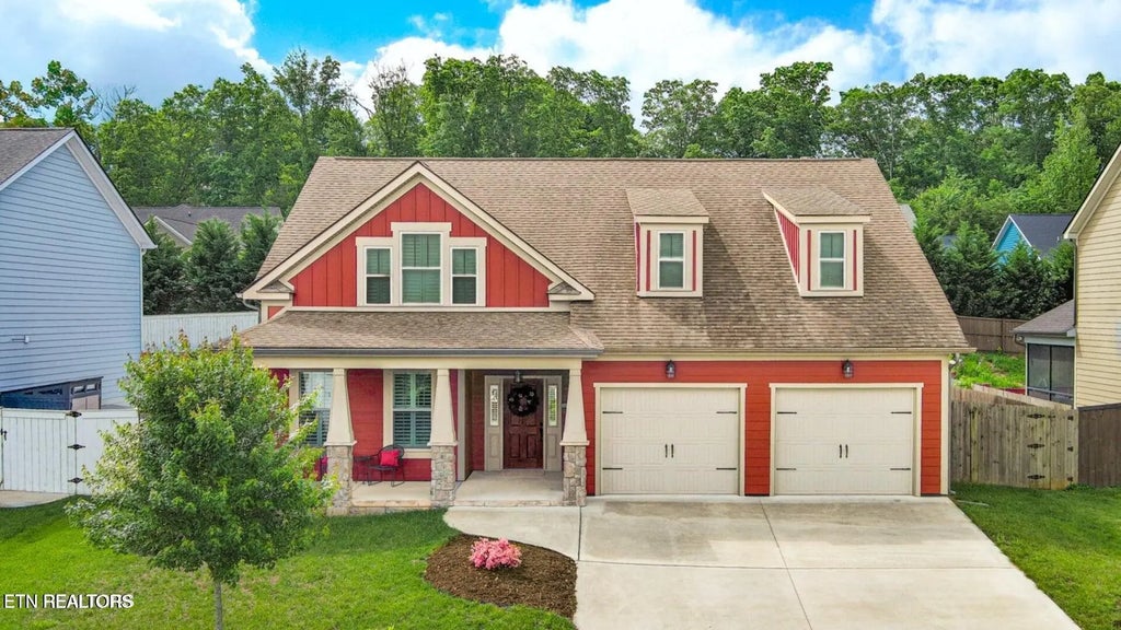 471 Roseland Lane, Lenoir City