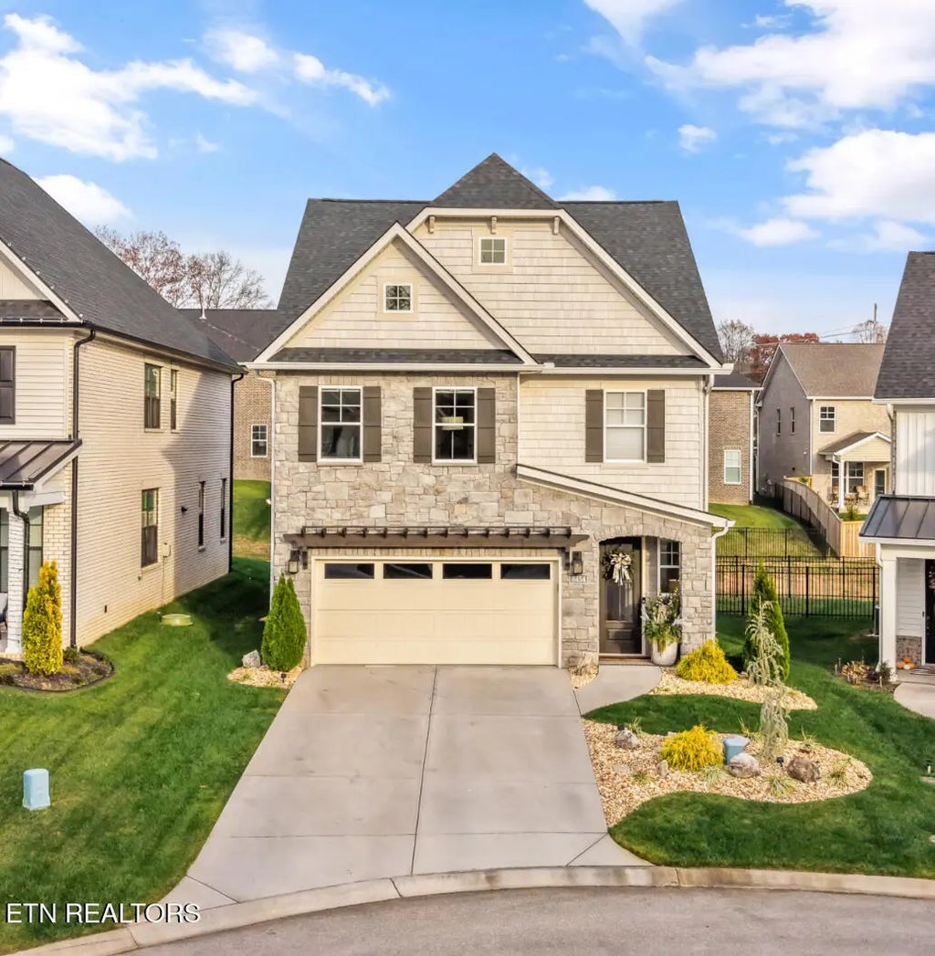 8454 Boxcar Lane, Knoxville