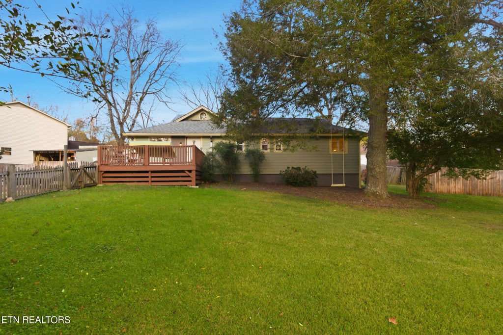 1134 Wallace Rd 2, Knoxville