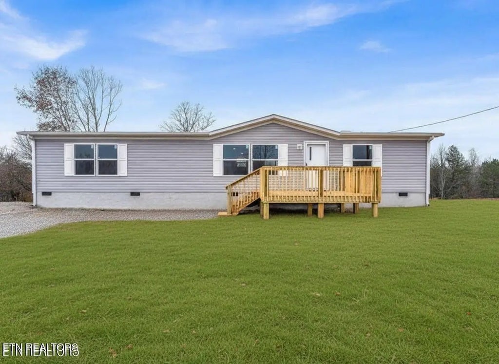 564 Quail Run Lane, LaFollette