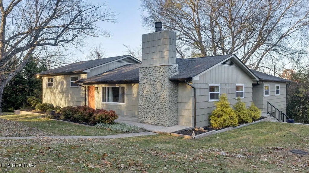 156 Farlow Drive, Knoxville