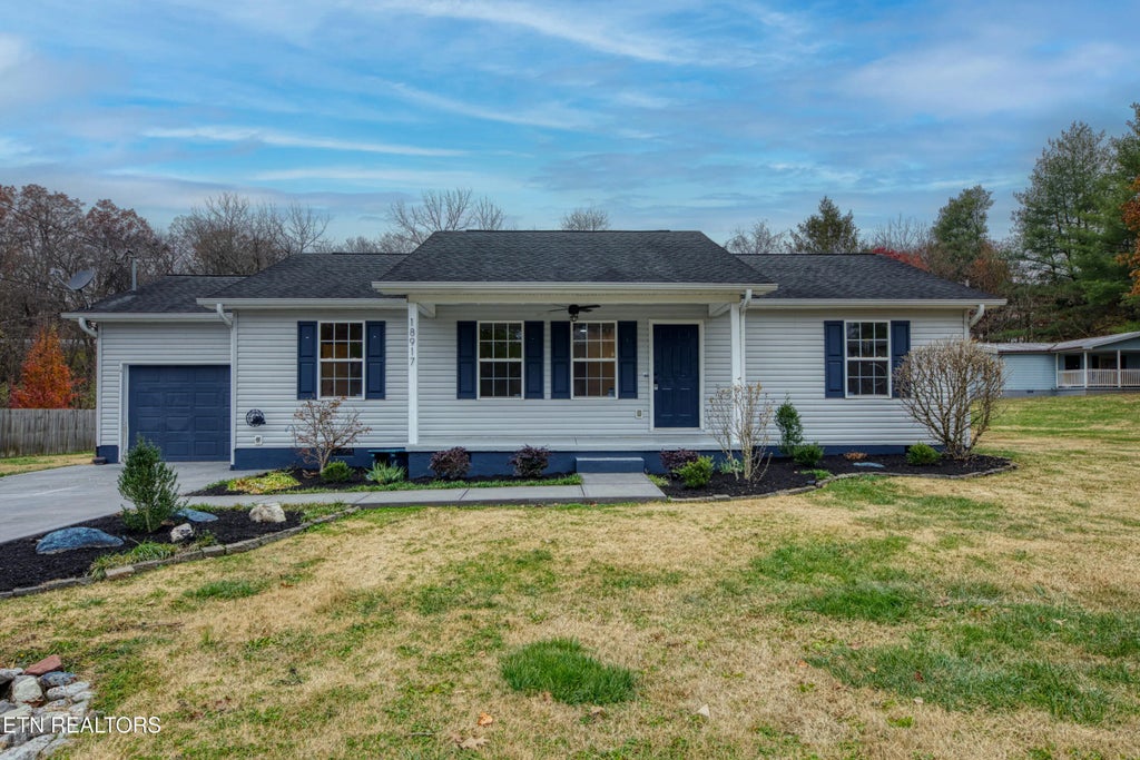 18917 Martel Rd, Lenoir City