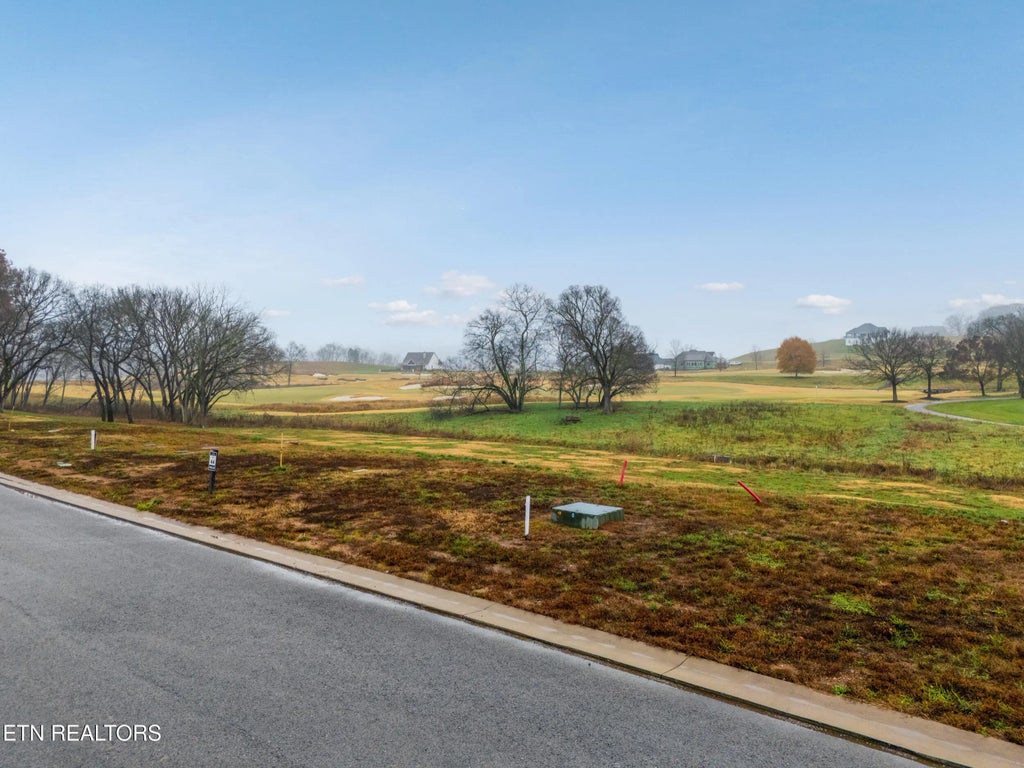 2920 Chestnut Lane, Loudon