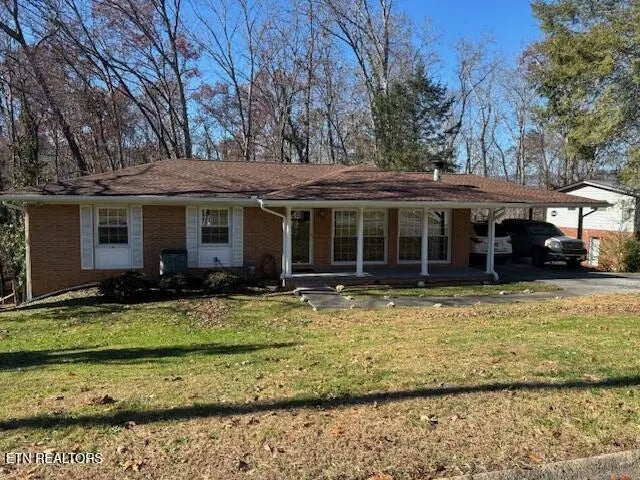 109 Wedgewood Rd, Oak Ridge