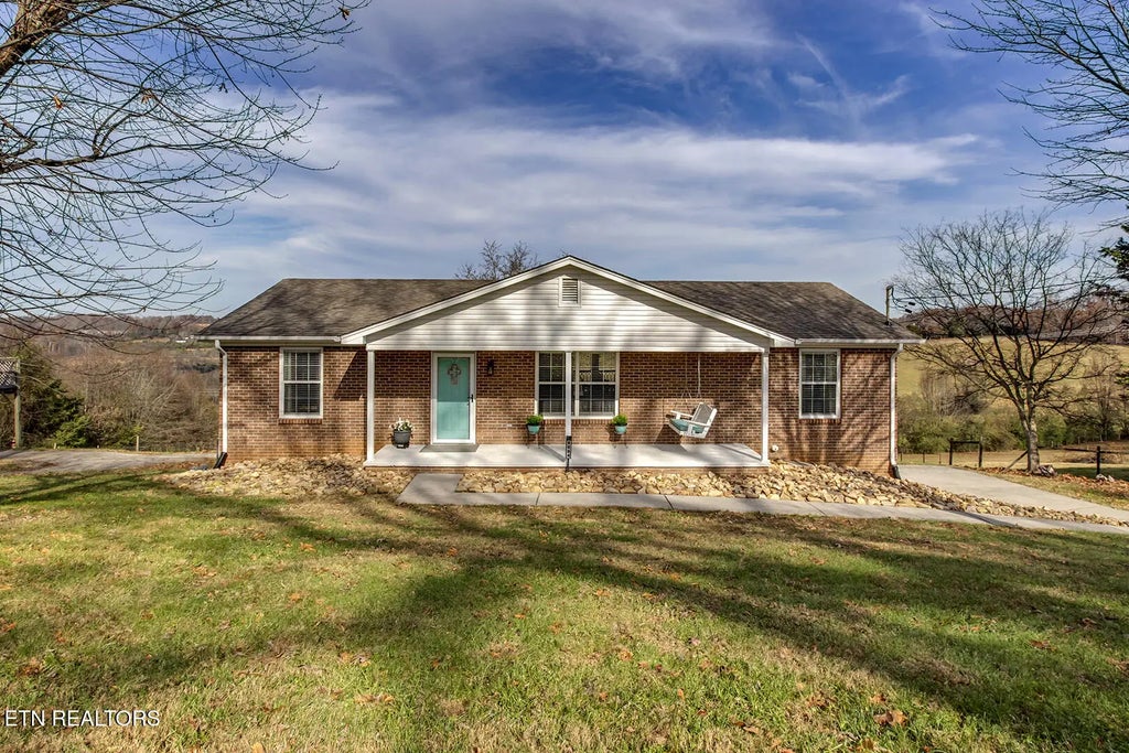 8664 Roberson Springs Rd, Loudon