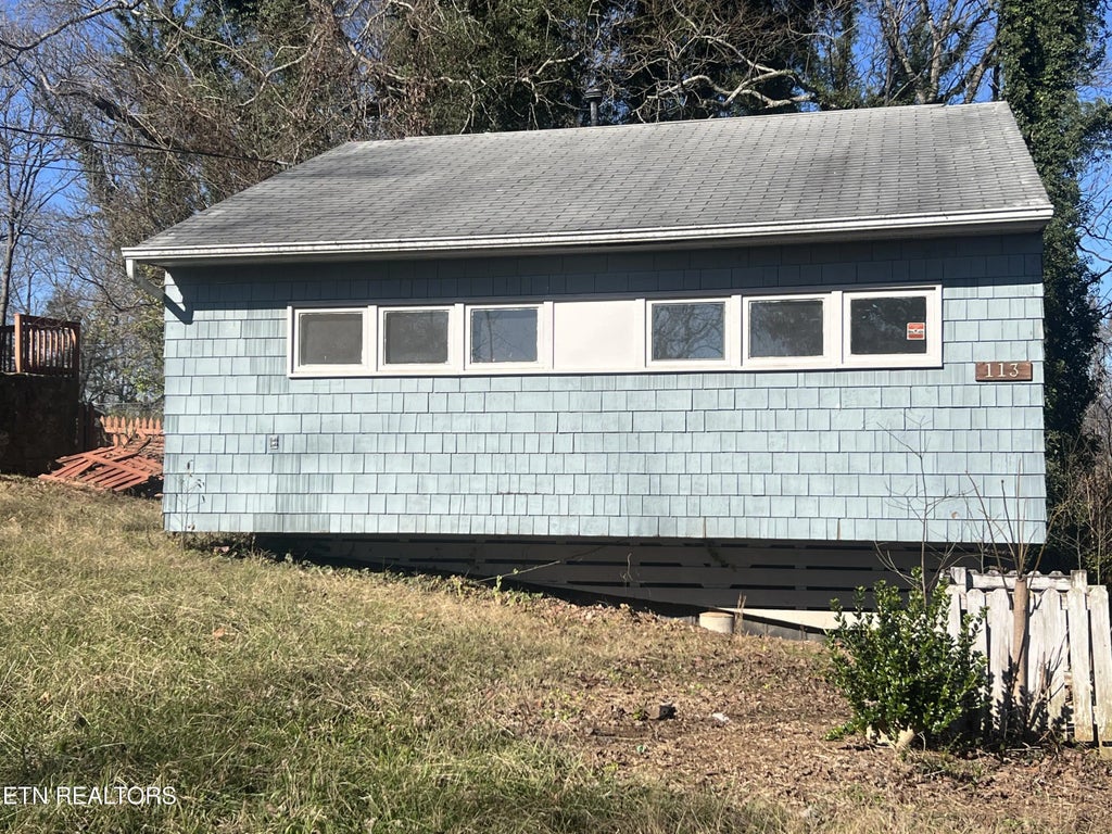 113 S Walker Lane, Oak Ridge