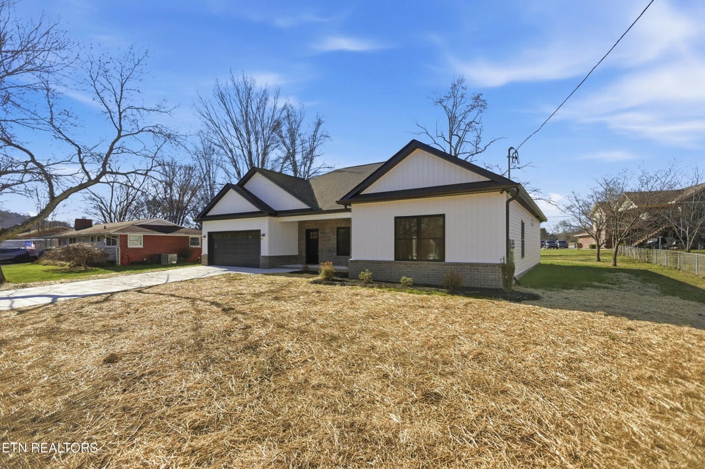 5613 Stoneleigh Rd, Knoxville