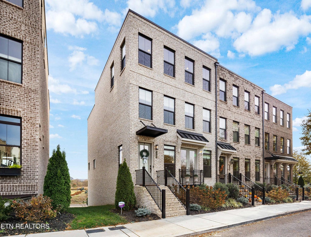 9460 Horizon Drive, Knoxville