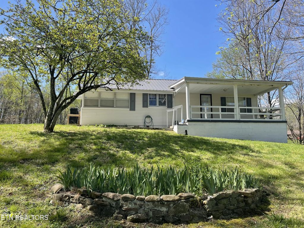 105 Echo Valley Rd, Rocky Top
