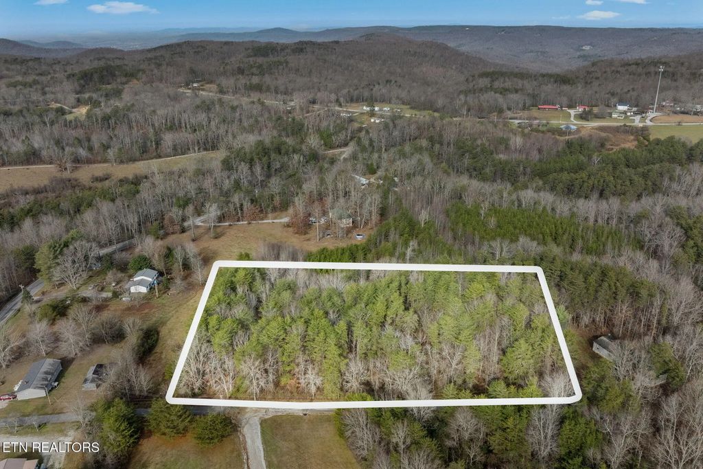 2 Ac Ev Rd, Spencer
