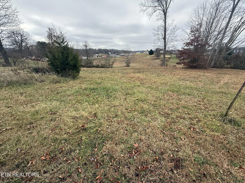 Lot #18 Oak Point Drive, Jonesville