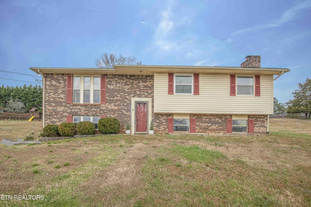748 Crestview Circle, Lenoir City