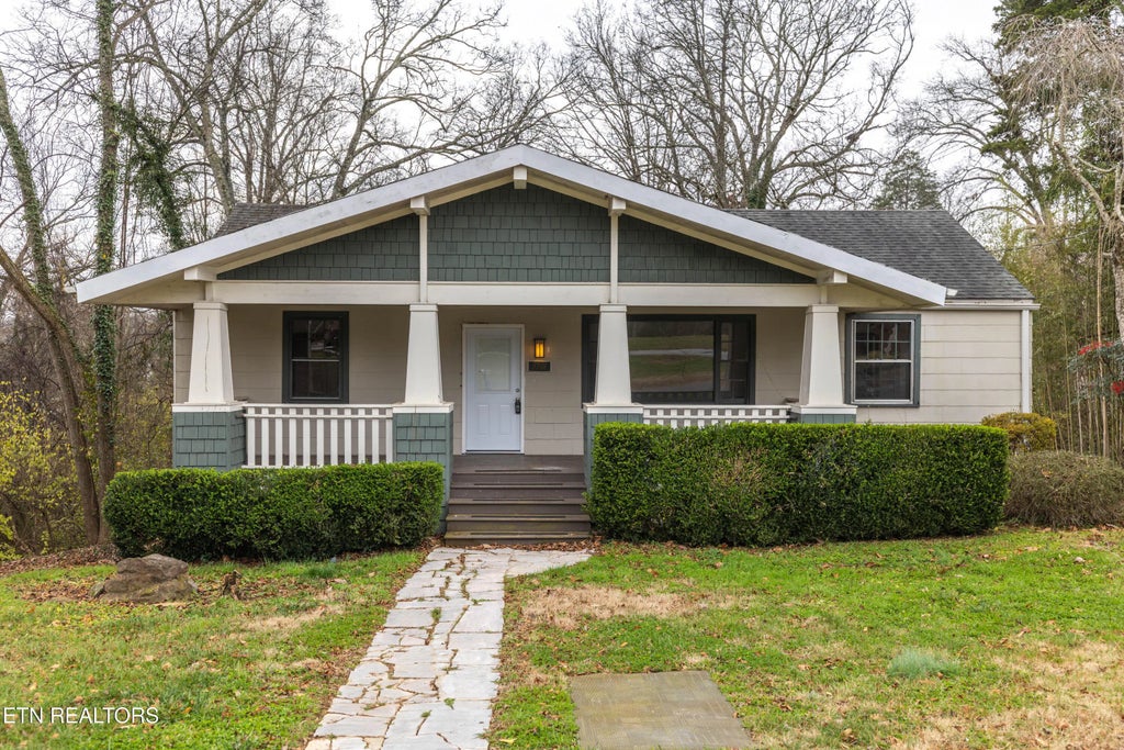 5501 Lake Shore Drive, Knoxville