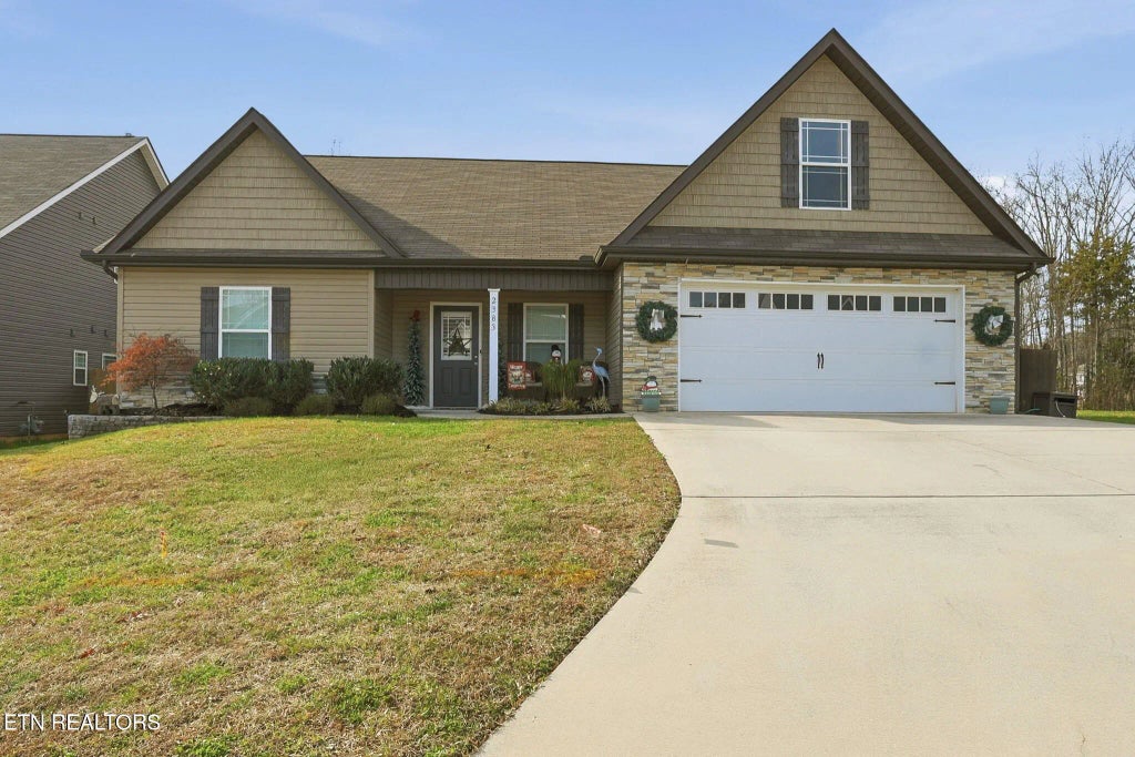 2383 Eppie Cove Lane, Knoxville