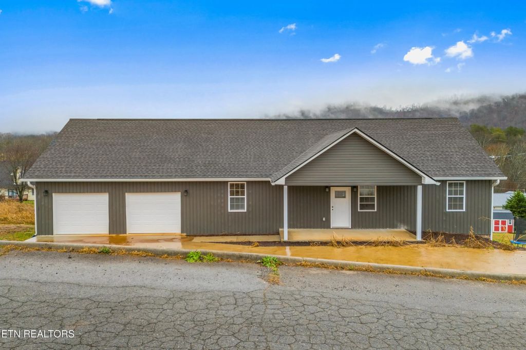 241 Stewart Hills Drive, Rogersville