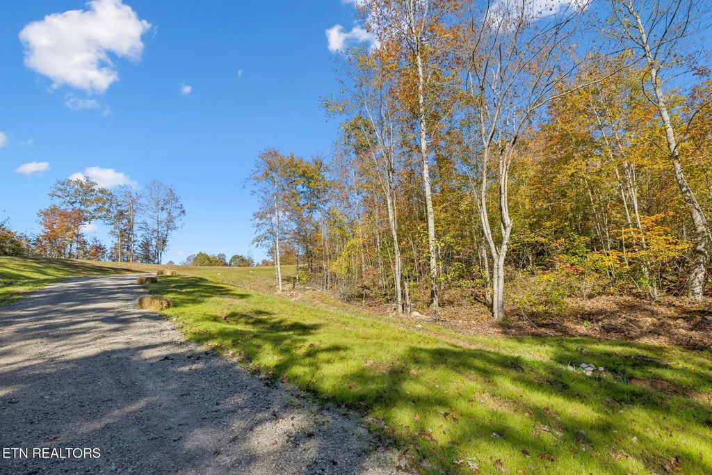 Sheep Ranch Road, Robbins