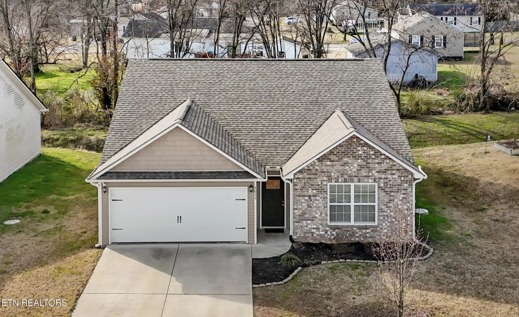 3633 Flowering Vine Way, Knoxville