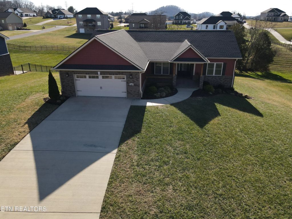 283 Hillendale Lane, Gray