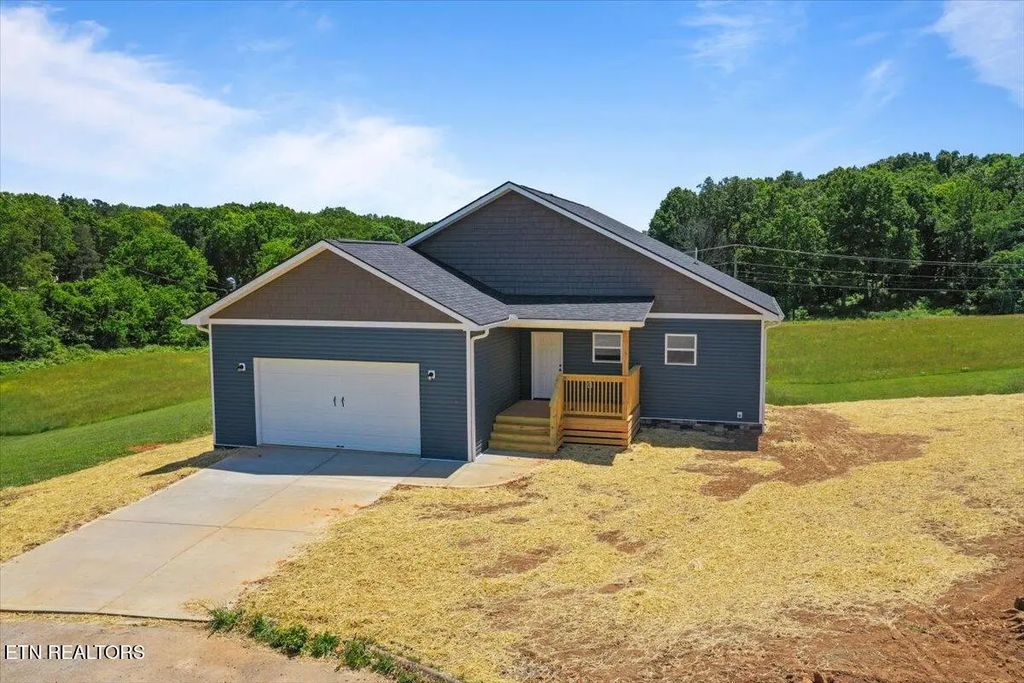 146 Eva Lane, Rutledge