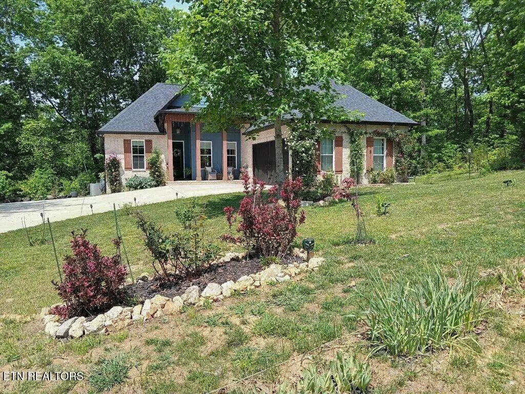 446 Tanzanite Tr, New Tazewell