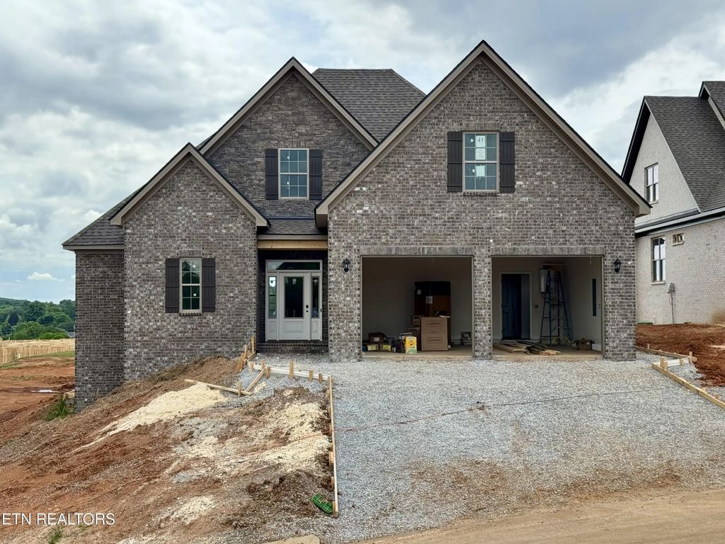 327 Rugby Manor Lane, Knoxville