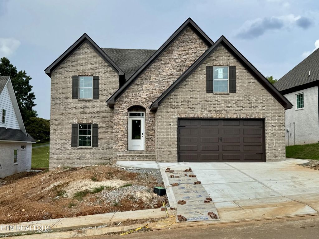 8861 Dancing Bear Lane, Knoxville
