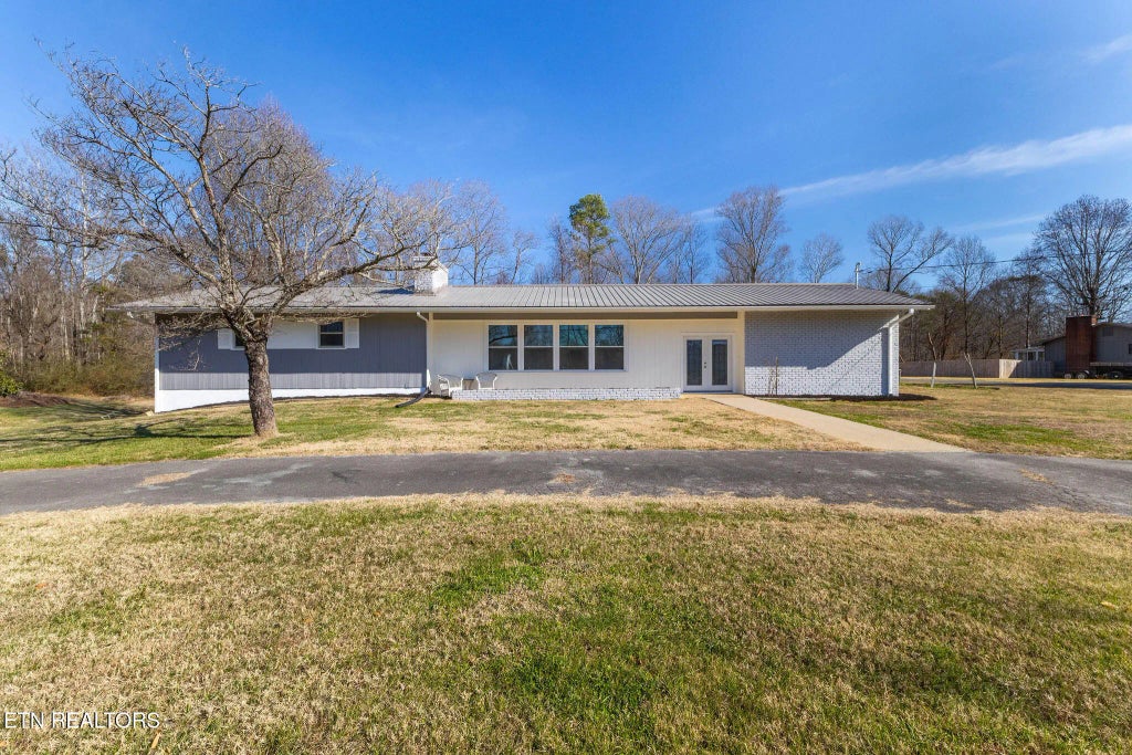 940 Riley Drive, Lenoir City