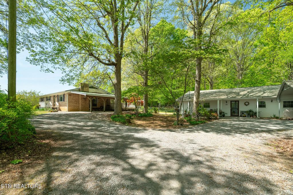 222/226 County Road 705, Athens