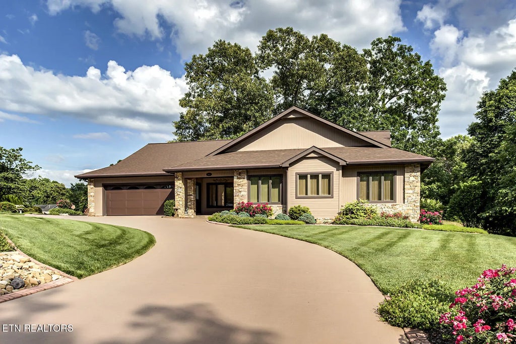 116 Daleyuhski Trace, Loudon