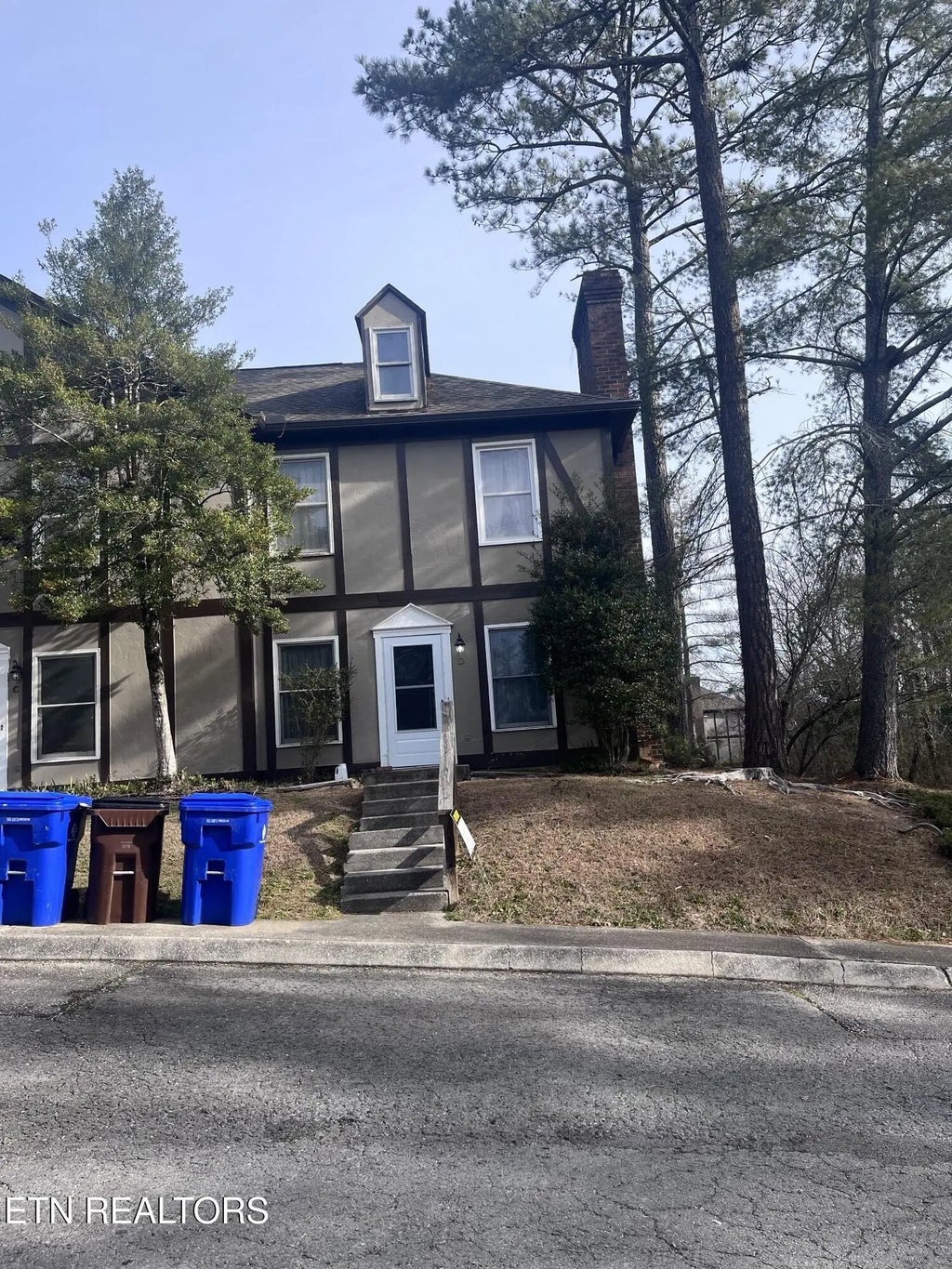 119 Arcadia Lane D, Oak Ridge