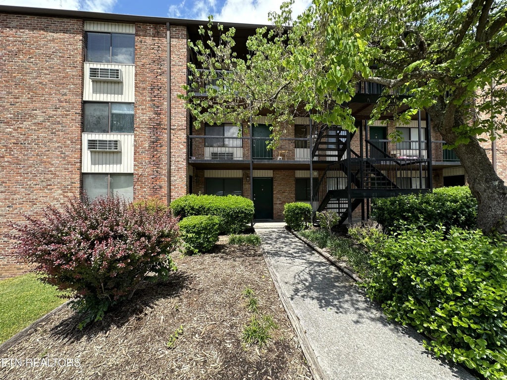 2718 Painter Ave D100, Knoxville