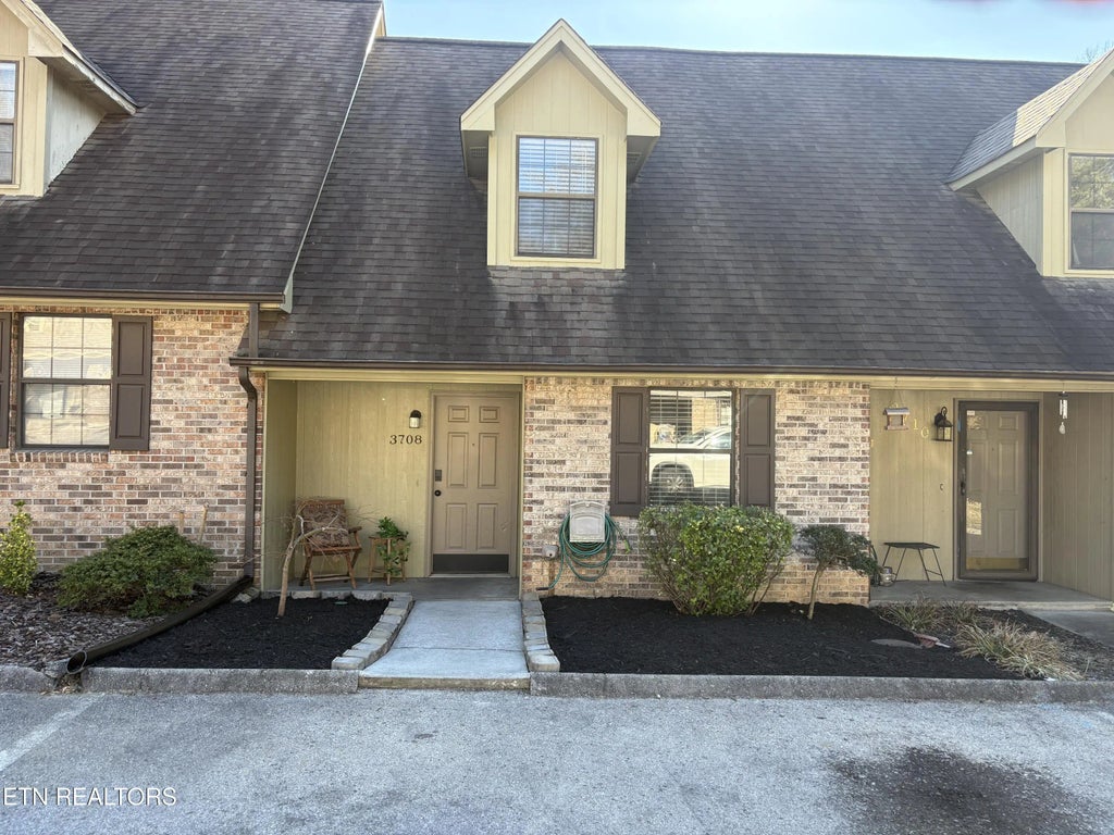 3708 Gunnison Way, Knoxville