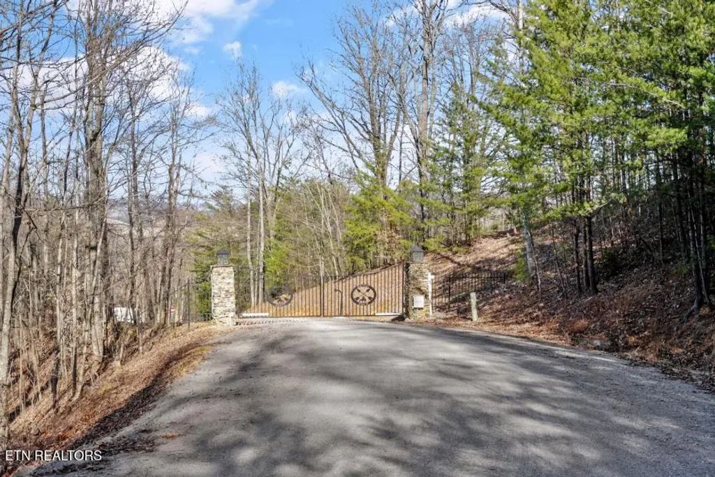 117 Indian Ridge Drive, Tellico Plains