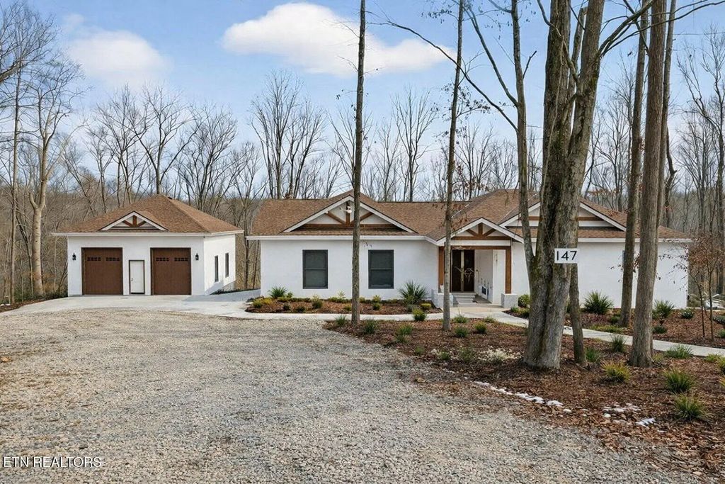 147 Dunrobin Court, Sparta