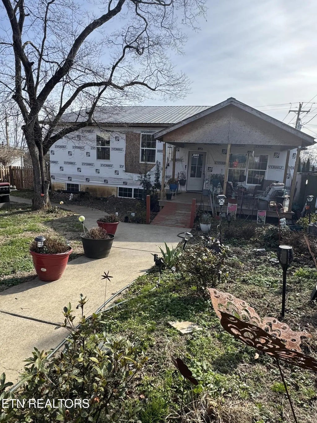 201 W Fourth Ave, Lenoir City