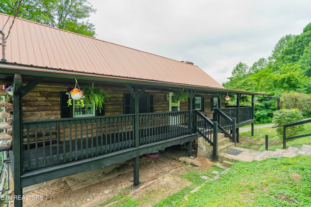 191 Hudson Lane, Clinton